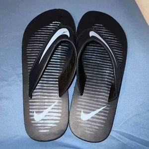 Nike Flip Flops sandals size 10